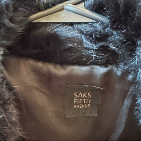 Authentic Rabbit Fur Vest - Picture 2 of 5